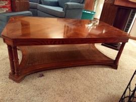 wooden coffee table in excellent condition