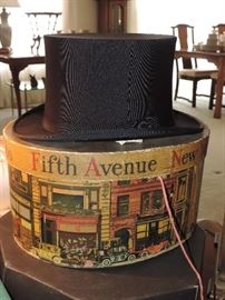 DOBBS Vintage Top Hat from a family member in Chicago - VERY CLEAN CONDITION with the original box !