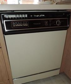 the DISHWASHER HAS BEEN ADDED - please review appliance pick-up times are NOT during the sale (NO EXCEPTIONS!) 