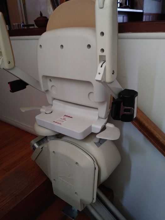 Acorn Superglide 120 Stairlift 