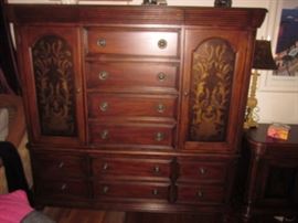 THOMASVILLE FOUR POSTER KING BEDROOM SUITE