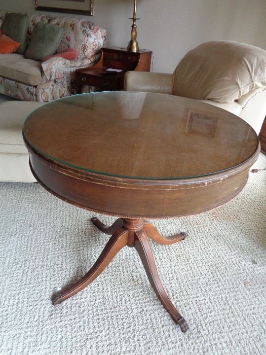 vintage lamp table