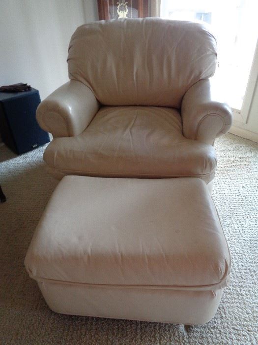 leather chair w/ottoman