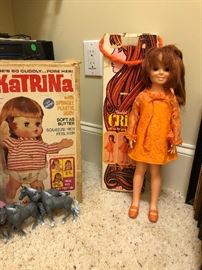 Crissy doll 1969 with box