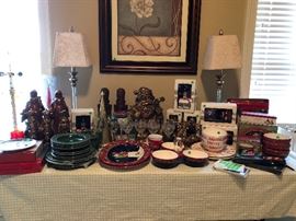 Various Christmas decor