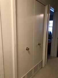 Ac/water closet vented doors