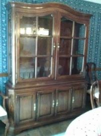 LARGE BREAKFRONT CHINA CABINET $155.00
