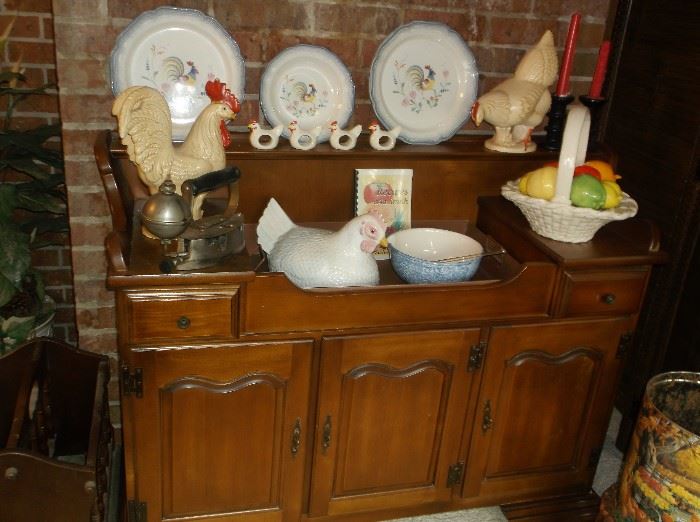 Dry sink and chicken collection