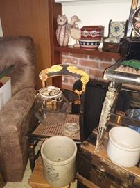 Wonderful Gilt Chairs.... We were witness to this style in George Washington's Home in D.C.  Awesome beauties 