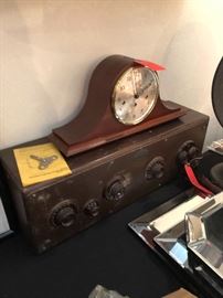 Atwater Kent Model 20 Receiving Set Radio Receiver  Dunhaven German mantel clock 240-020  