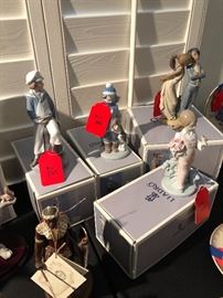 Lladro Springtime Friends 6140 in box         
Lladro Boy with Yacht 4810 In Box         
Lladro Winter 5220 in box         
Lladro 12308 Lets Make Up In box         
Lladro 5217 Spring in Box 