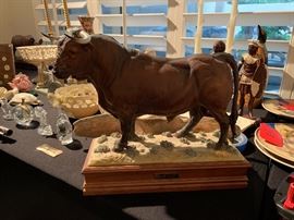 VS Algora Toro De Lidia Espanol Castano Porcelain Bull   