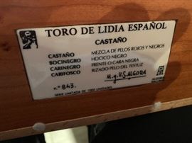 VS Algora Toro De Lidia Espanol Castano Porcelain Bull   