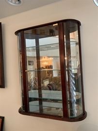 Howard Miller Collectors Cabinet Wall Mounted Mirror Back Display Case #1    33x28x7.75in    HxWxD