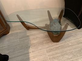 Vintage Pearsall / Noguchi Style Amoeba Coffee Table    15.5x29.5x47in    HxWxD