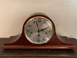 Dunhaven German mantel clock 240-020 