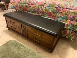 Lane Cedar Chest    16x48x17in    HxWxD