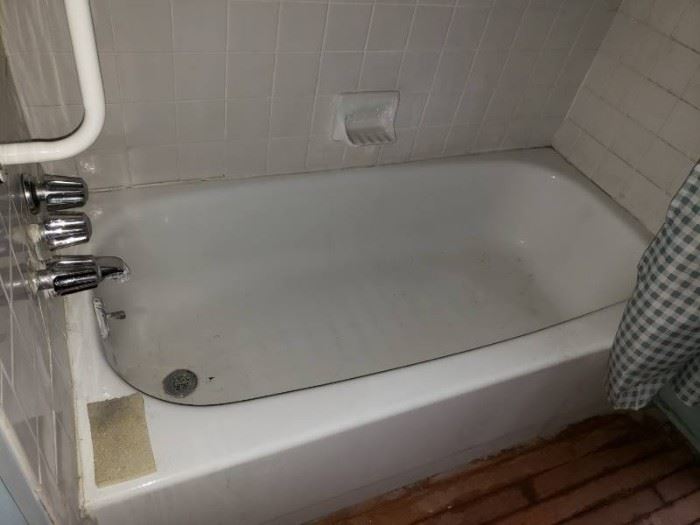 Contents of Bathroom.