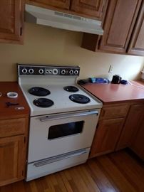 Lot of kitchen appliances...