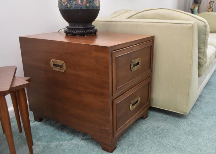 Vintage End Table with 2 Drawers by Hekman