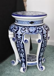 Ceramic Chinese Garden Stool, Blue & White (Approx. 18.5" H)