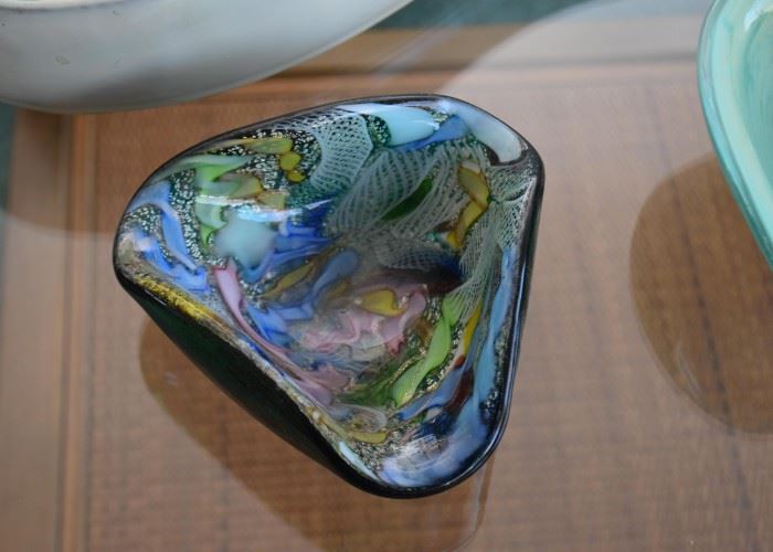 Art Glass Dish / Bowl