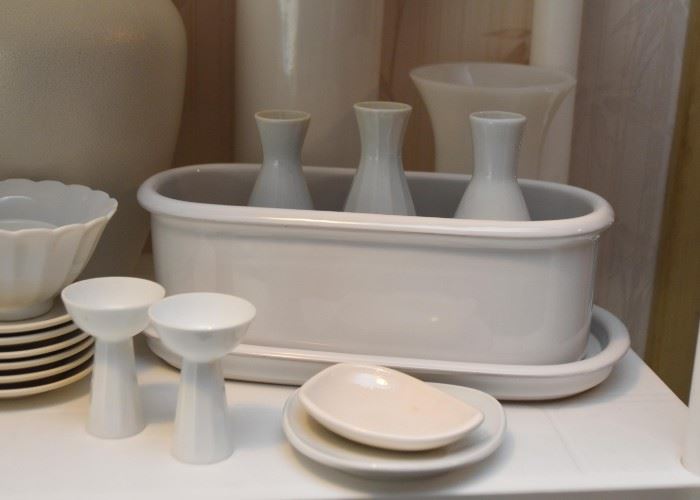 White Pottery & Dishware