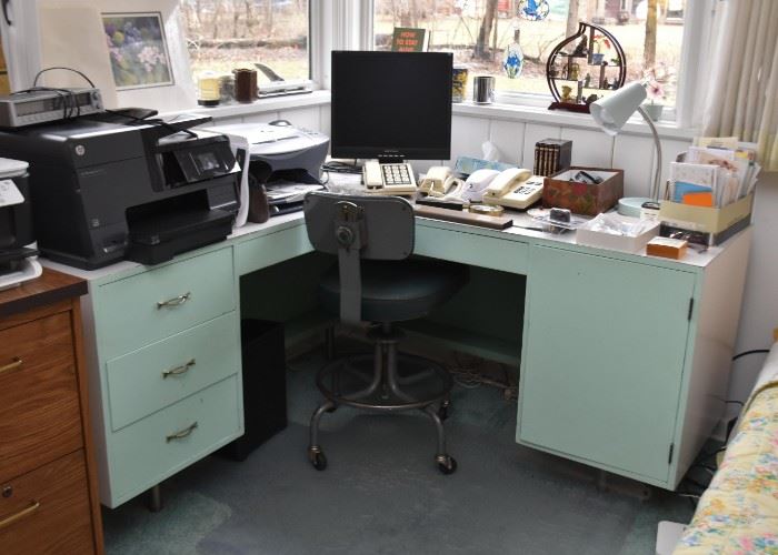 Vintage Corner Office Desk
