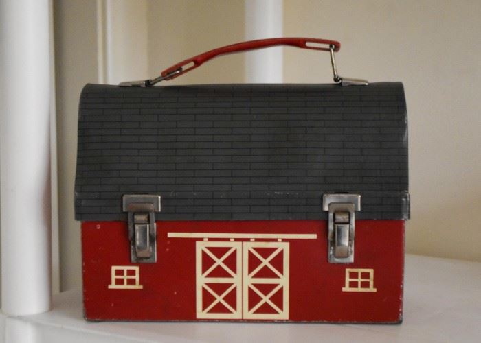 Vintage Barn Lunchbox