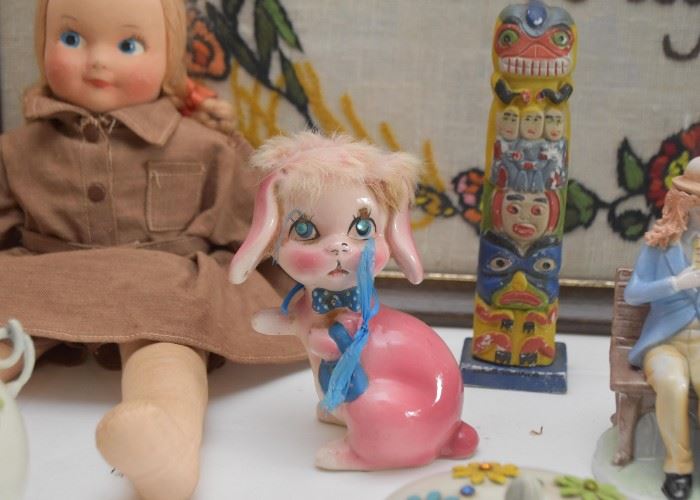 Vintage Dolls, Figurines