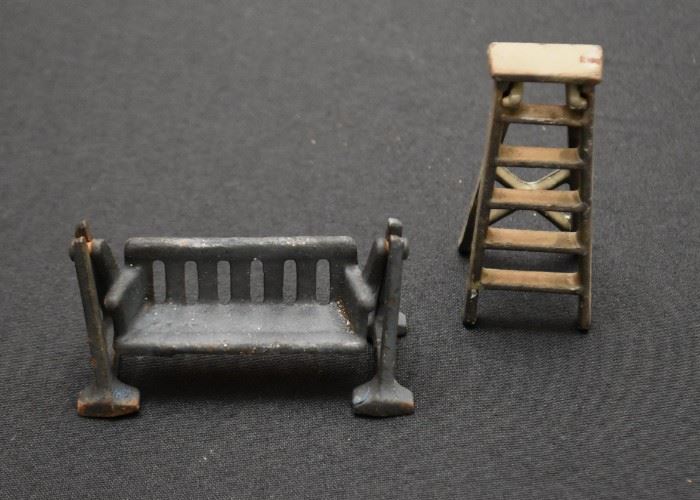 Vintage Dollhouse Miniatures (Cast Iron)