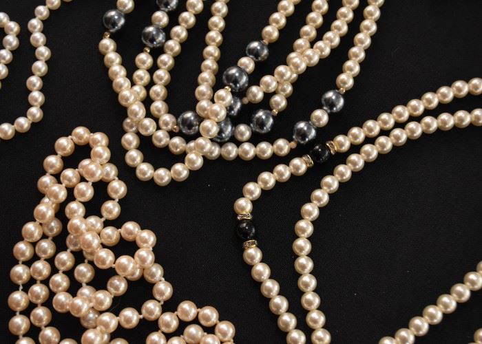 Costume Jewelry - Pearls