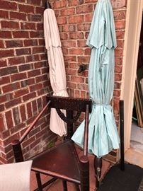 Corner chair, outdoor umbrellas 