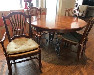 Ethan Allen Round Table w/ 4 Chairs