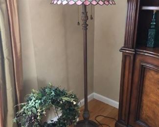 Floor Lamp w/ Stained Glass Shade