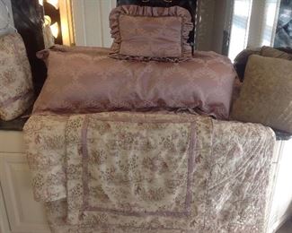 Master Bedroom-First Floor-Bath:  This set of custom made queen size toile bedding looks so much better in person!  The bedspread, two European size shams, and the two lilac pillows are priced as a SET.  The colors are a subtle lilac and green.  The two moss green pillows on the right are priced separately.