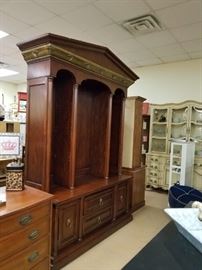 Cherry 2 pc lighted China cabinet & hutch