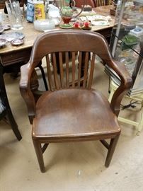 Antique solid wood lawyerjuror banker chair