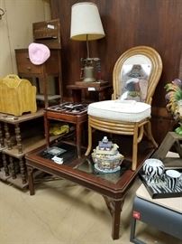 Assorted miscellaneous furniture