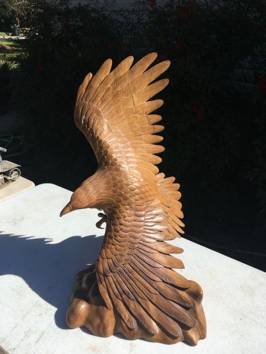 hand carver wooden eagle 