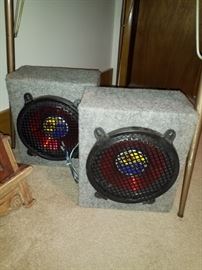 Speaker boxes