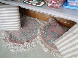 RUGS, PILLOWS