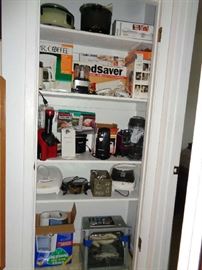 SMALL KITCHEN APPLIANCES