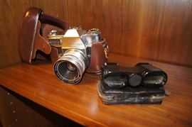vintage Kodak retina reflex 35mm camers