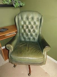 Green Tufted Leather Desk Chair