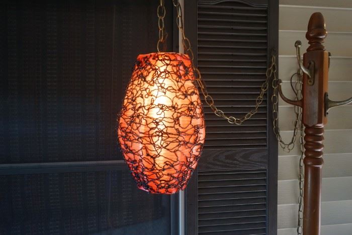 Swag lamp