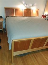 MAPLE & CHERRY SOLID WOOD KING BED.. CAN SALE WITHOUT MATTRESS...