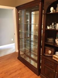 Display cabinet