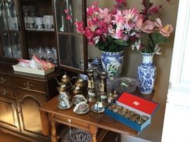 Floral & Collectibles