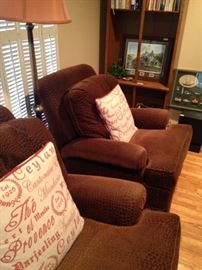 Very comfortable matching chairs; decorative pillows